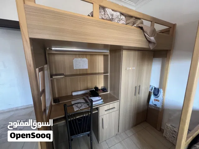 تخوت علويه مع مكتبه وخزانه ورفوف