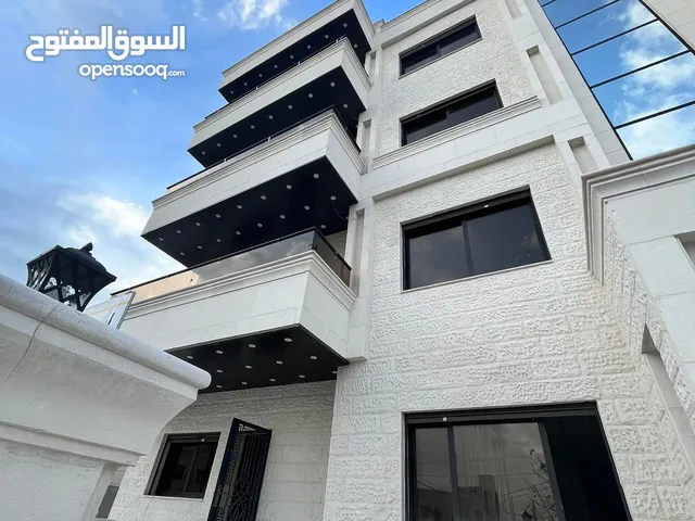 215 m2 4 Bedrooms Apartments for Sale in Amman Tla' Ali