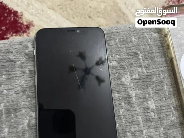 آيفون 11حاجه مليحه الدق الأول للبيع اقرأ الوصف مستعجل