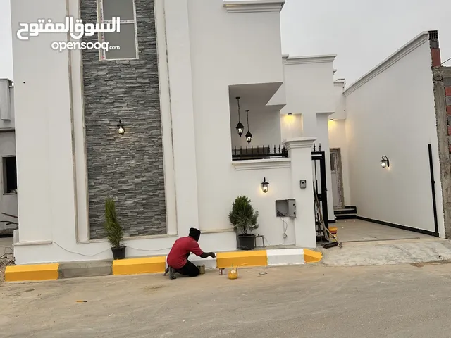 155 m2 3 Bedrooms Villa for Sale in Tripoli Ain Zara