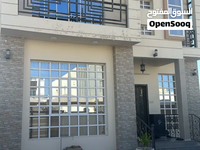 330 m2 5 Bedrooms Villa for Sale in Muscat Al Maabilah