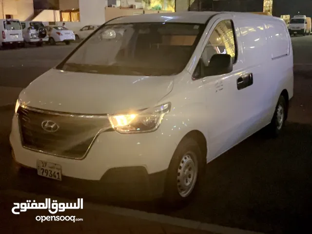 Used Hyundai H1 in Kuwait City