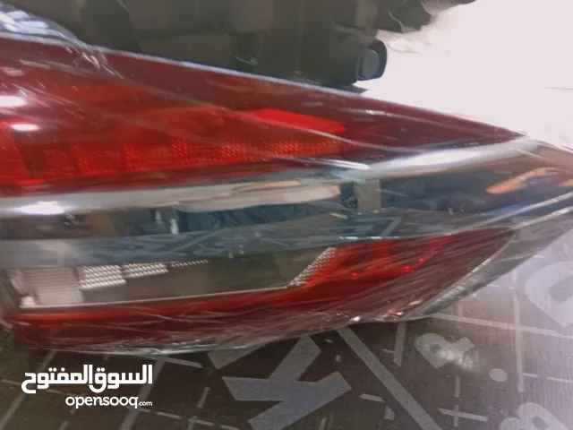 يوجد اضواو لجميع انواع الياباني والفورد فيوجن والكهربائي