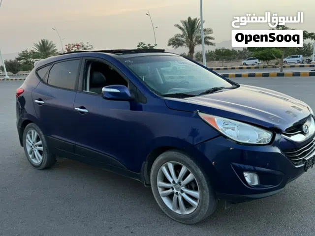 2013 هيونداي توسان Limited