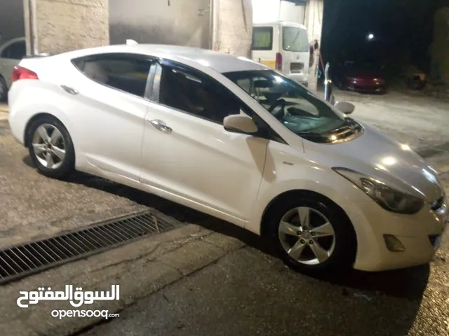 Used Hyundai Avante in Jerash