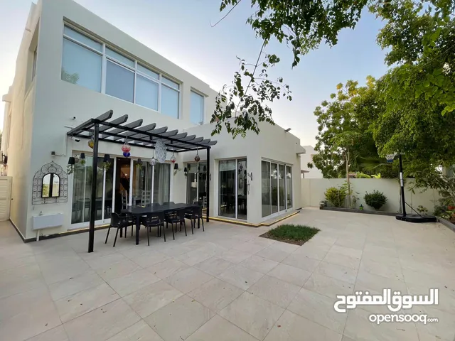 390m2 4 Bedrooms Villa for Sale in Muscat Al Mouj