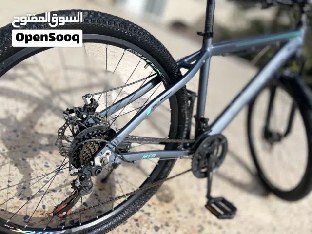 السلام عليكم  دراجة مستعملة شبه جديدة  السعر