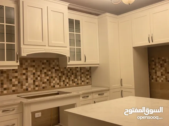 180 m2 3 Bedrooms Apartments for Rent in Amman Khalda