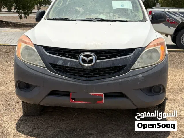 2013 مازدا BT-50 Standard