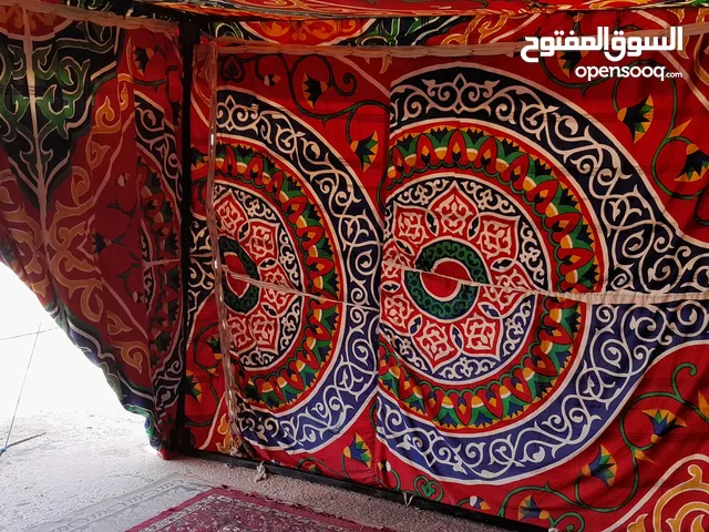 خيمة مقاس 3x4 م انظيفة مغلقة من جميع الجهات  للبيع