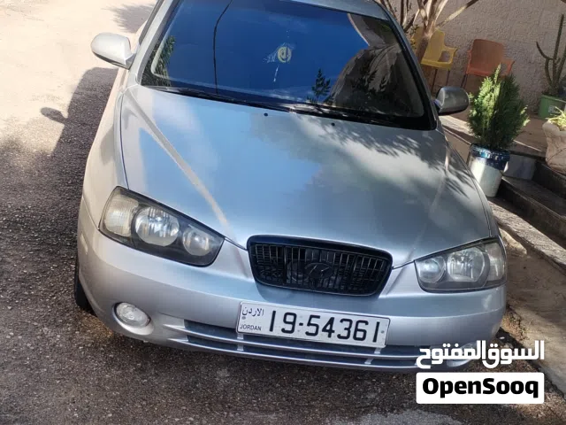 2001 هيونداي افانتي SE