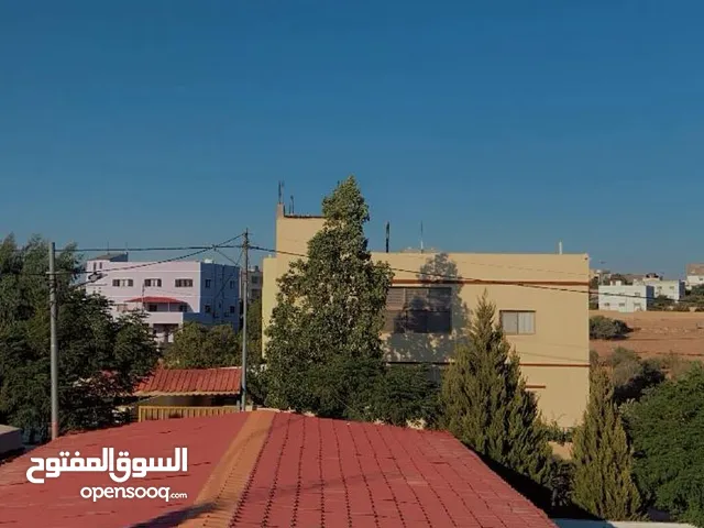 200 m2 5 Bedrooms Townhouse for Sale in Tafila Al-Ayes