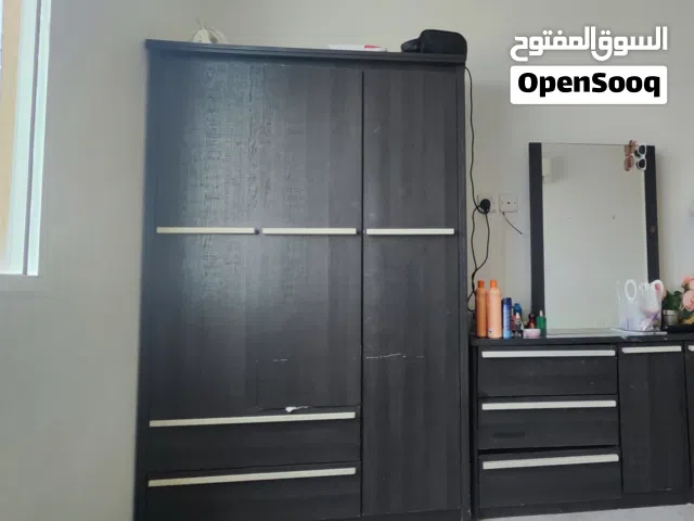 كبت مع تسريحة مع كنب جلوس ..