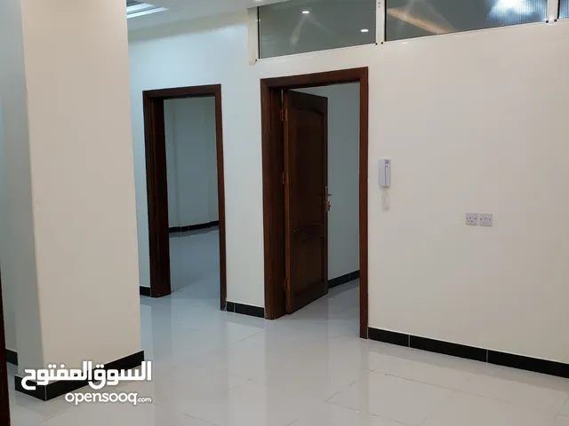 1 m2 4 Bedrooms Apartments for Rent in Sana'a Bayt Baws