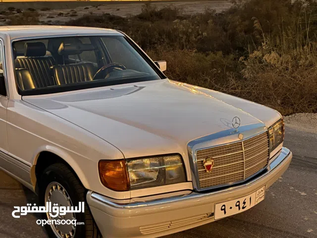 مرسدس بنز 260 SE