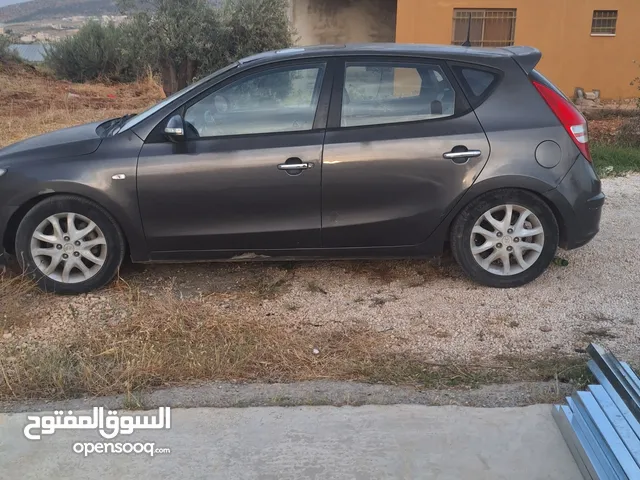 هيونداي i30 مطور 2000 للبيع بوضع ممتاز