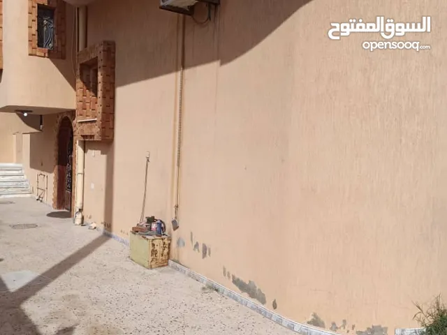 265m2 3 Bedrooms Townhouse for Sale in Tripoli Al-Serraj