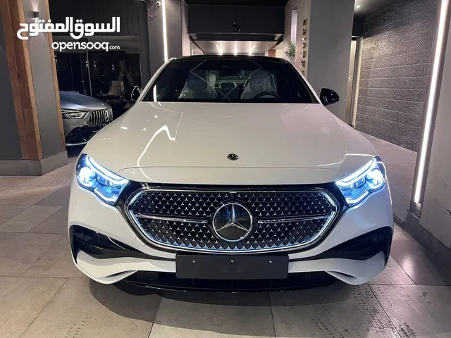 Mercedes Benz  E200  الفئه  AMG  Zero km   Model 2024 استيراد الشكل الجديد   العربيه كامله المواصفات