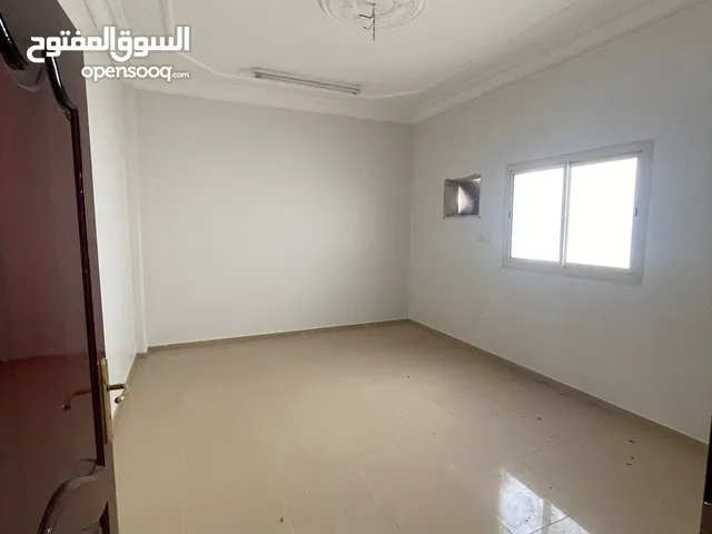 170 m2 3 Bedrooms Apartments for Rent in Al Madinah Shuran