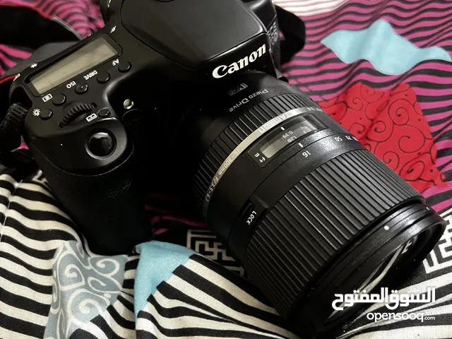 Camera Canon 70D للبيع بسعر مغري بداعي السفر