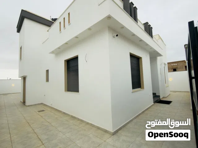 210 m2 3 Bedrooms Villa for Sale in Benghazi Al-Sayeda A'esha