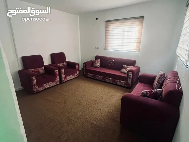100 m2 3 Bedrooms Apartments for Rent in Mafraq Manshiyyet Bani Hassan