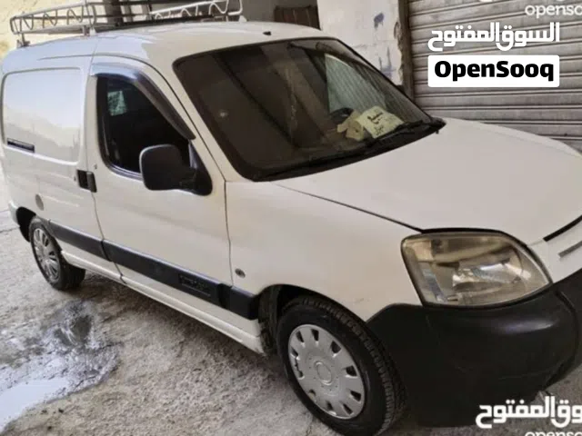 2007 بيجو بارتنر Standard