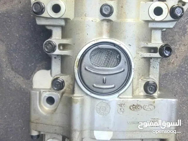Oil pump hyundai kia engine 2.4 GDI in  good condition مضخة زيت لمحرك هيونداي كيا 2.4 GDI بحالة جيدة