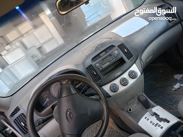 Used Hyundai Avante in Tripoli