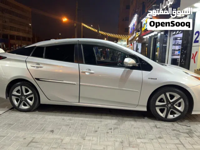 2020 تويوتا بريوس XLE