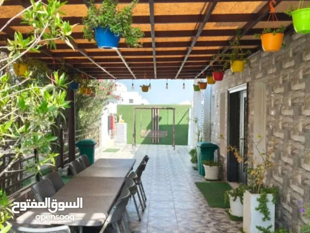 3 Bedrooms Farms for Sale in Al Batinah Barka