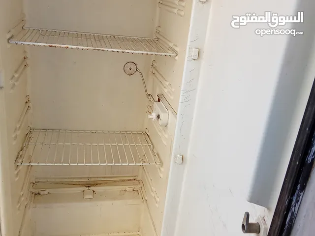 تلاجة ليبهر 14 قدم راسية