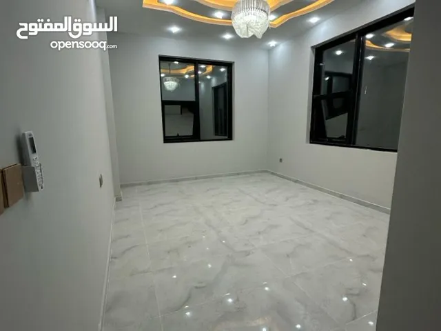 3014 ft 5 Bedrooms Villa for Rent in Ajman Al Yasmin