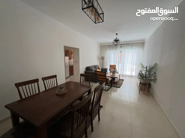 شقة 2 نوم مفروشة للايجار ( Property 43250 )-174896325