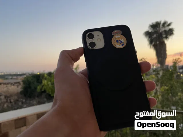 ايفون 11 ذاكره 128