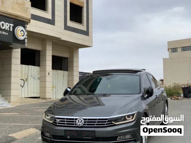 2016 Volkswagen Passat R-Line