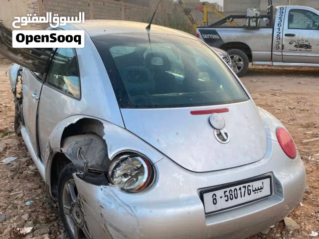 2004 Volkswagen Beetle Standard