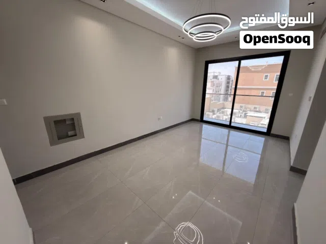 شقة غرفة وصالة عائلية مساحة ممتازة ثاني ساكن الجرف 3 عجمان بناية جديدة خلف السوق الصيني بلكونة إ