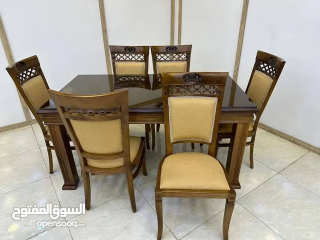 ميز طعام خشب