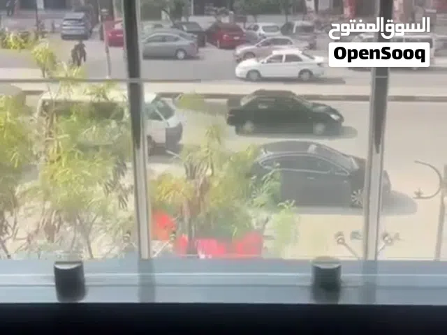 فرصة مميزة للاستثمار-معرض للبيع في مدينة نصر