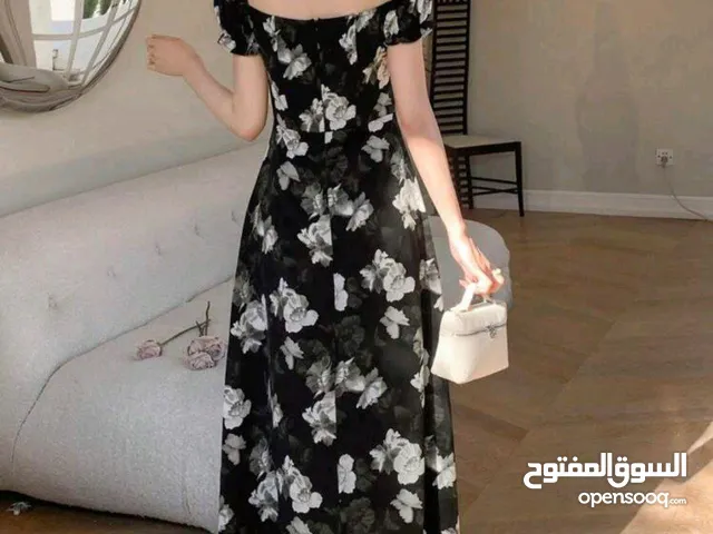 فستان كوري