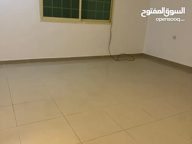400 m2 3 Bedrooms Apartments for Rent in Mubarak Al-Kabeer Al-Qurain