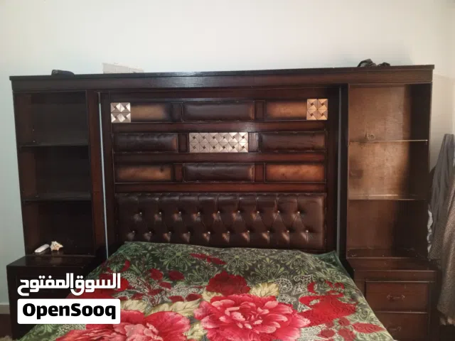 غرفة نوم خزانة والتخت للبيع