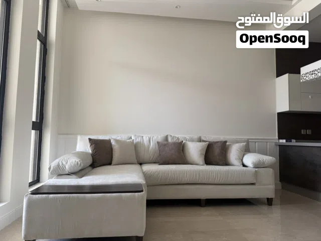كنب حرف L لون أوف وايت / رمادي فاتح