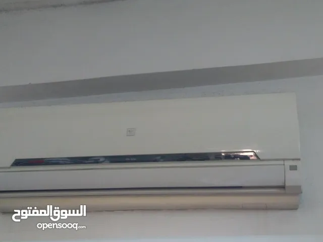 مكيفات عدد اثنين للبيع بسعر مغري جدا