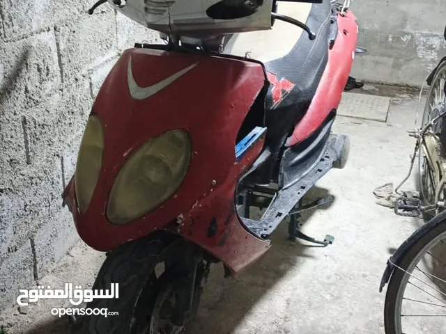سكوتر 2001
