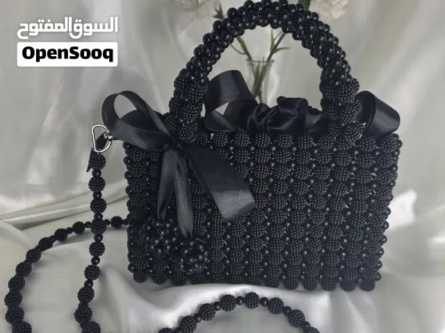 Clutches Black for sale in Abu Dhabi