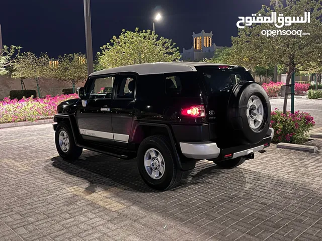 Used Toyota FJ in Southern Governorate