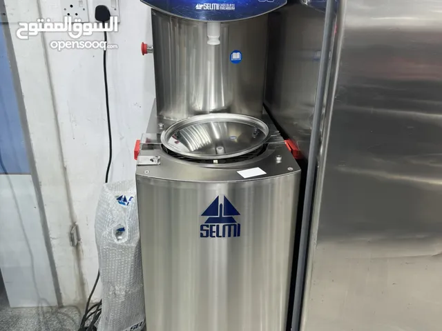 نبيع ونشتري جميع معدات المطآعم والمطابخ والفنادق  بجميع مناطق  الكويت وغيرها