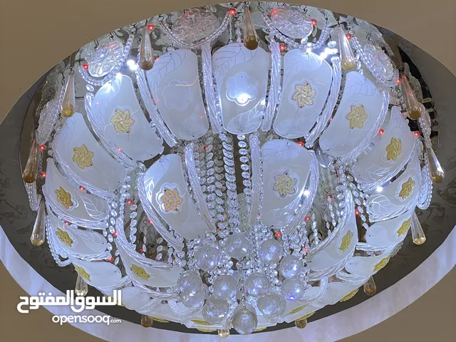 ثريا كريستال مقاس كبير - Big crystal chandelier